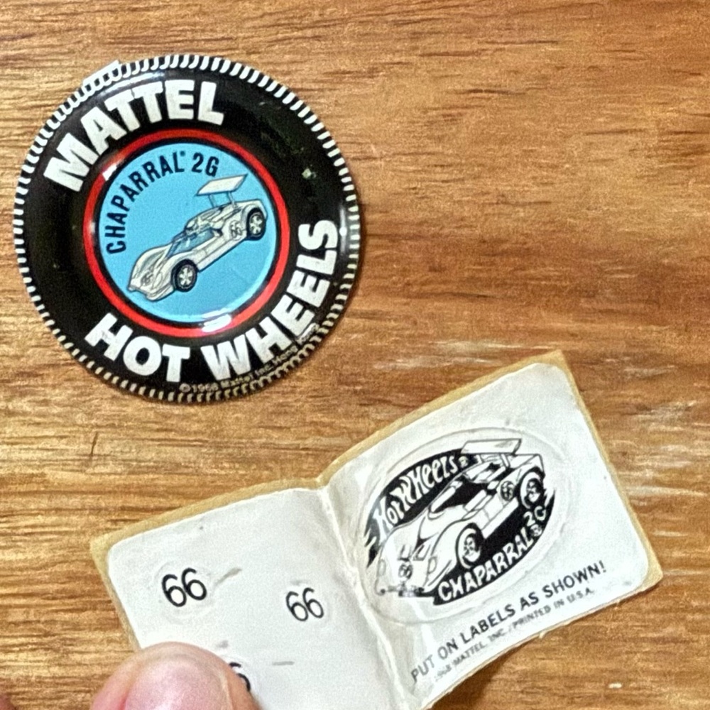 Vintage MATTEL Hot Wheels Metal Badge Button - Chaparral 2